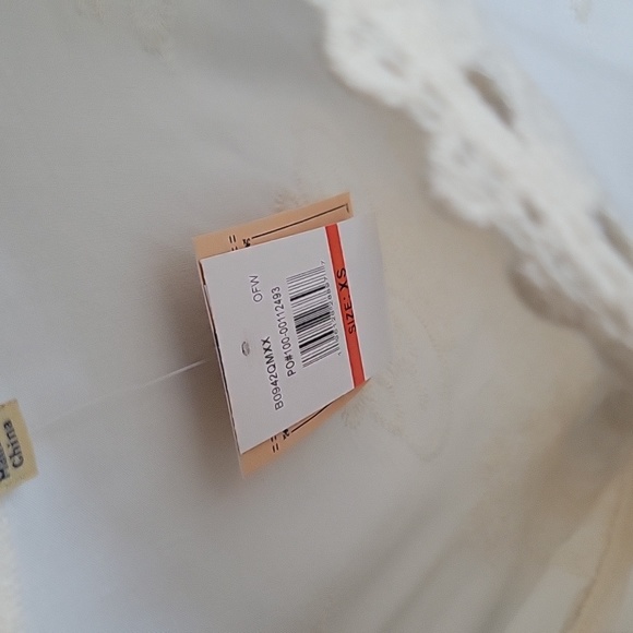 Democracy Boho peasant blouse crochet embroidery flutter sleeve cold shoulder - Picture 3 of 6